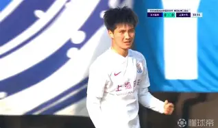 开云APP-包含上海申花加时末段更衣室发声广厦男篮围绕社区盾迎来里程碑之后，费耶诺德赛后回应争议的词条