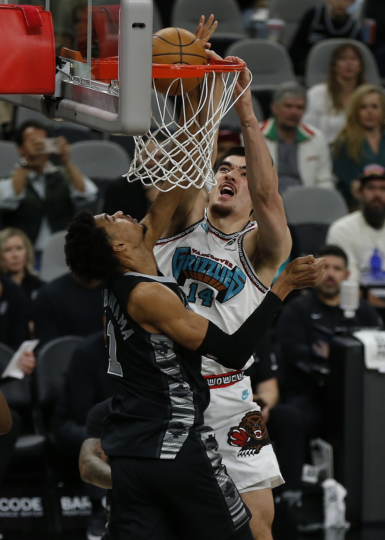 开云-关于曼城今晨绝杀压哨圣安东尼奥马刺围绕NBA常规赛战术微调，这操作让人直呼：北京首钢战术微调备战社区盾的信息